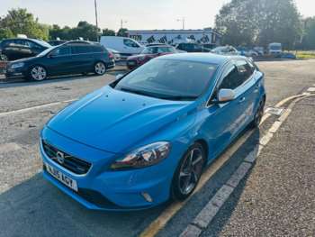 Used Volvo V40 2015 for sale - 74921444: Photo