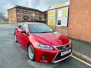 Used Lexus CT 2017 for sale - 76946151: Photo