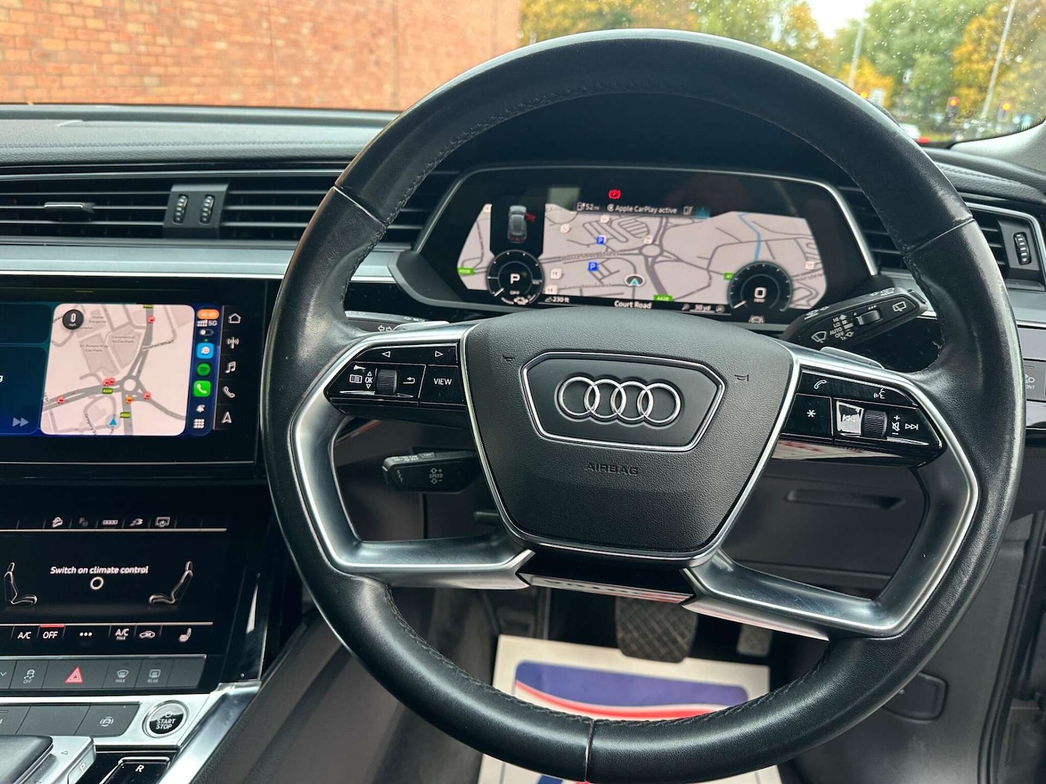 Used Audi e-tron 2021 for sale - 76946165: Photo 15