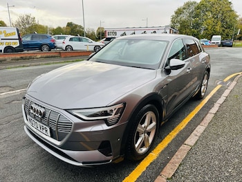 Used Audi e-tron 2021 for sale - 76946165: Photo