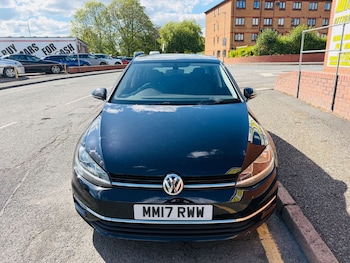 Used Volkswagen Golf 2017 for sale - 78590875: Photo
