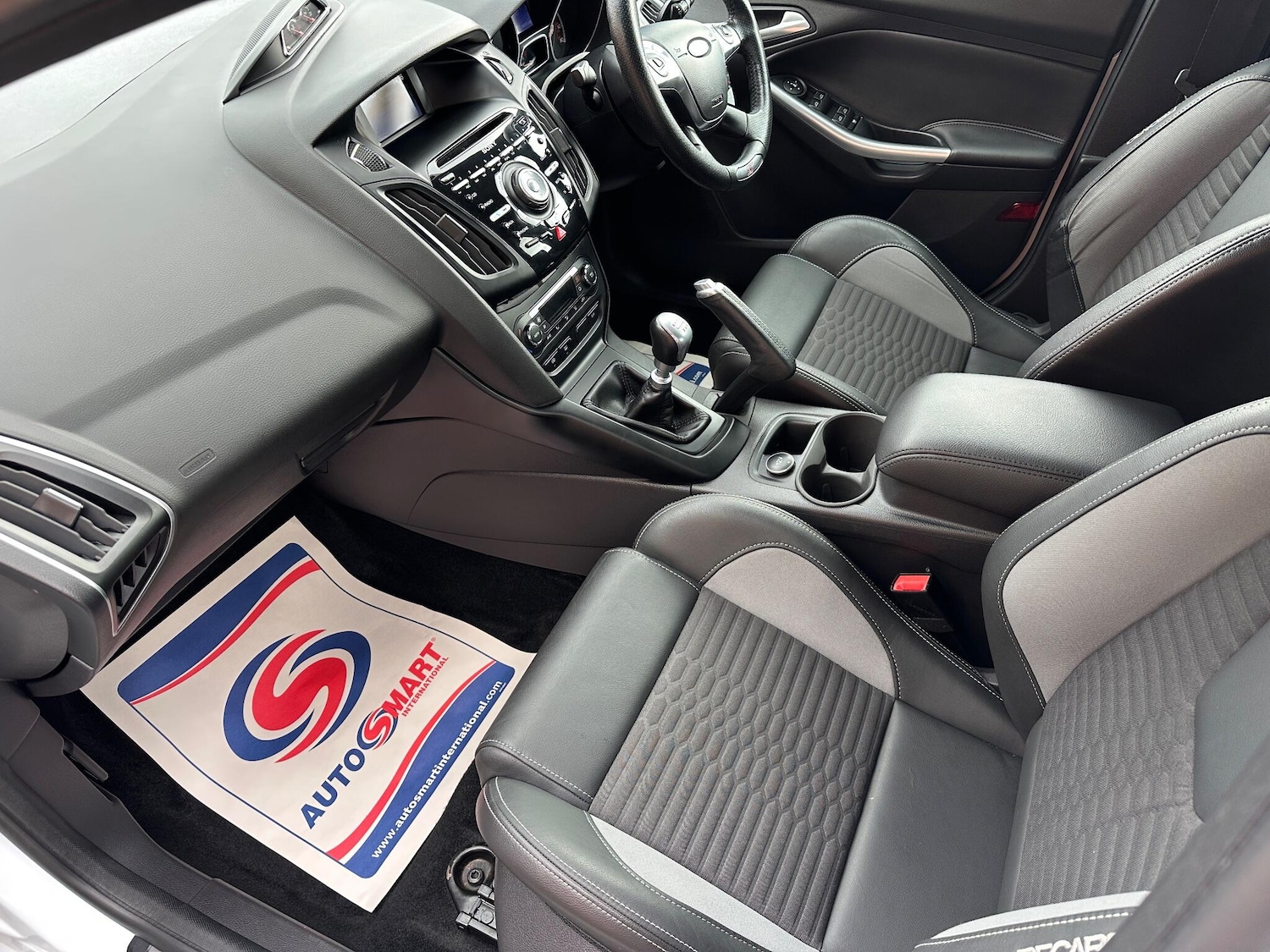 Used Ford Focus 2013 for sale - 76151902: Photo 12