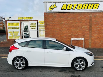 Used Ford Focus 2013 for sale - 76151902: Photo 2