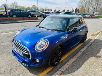 Used MINI Hatch 2019 for sale - 74310195: Photo