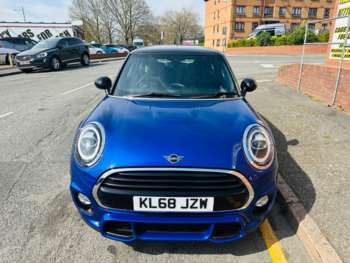 Used MINI Hatch 2019 for sale - 74310195: Photo