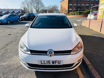 Used Volkswagen Golf 2015 for sale - 77905917: Photo