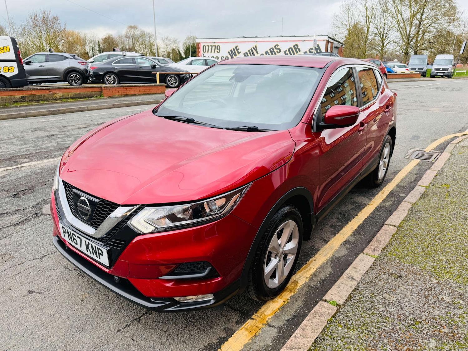 Used Nissan Qashqai 2017 for sale - 77634059: Photo 3