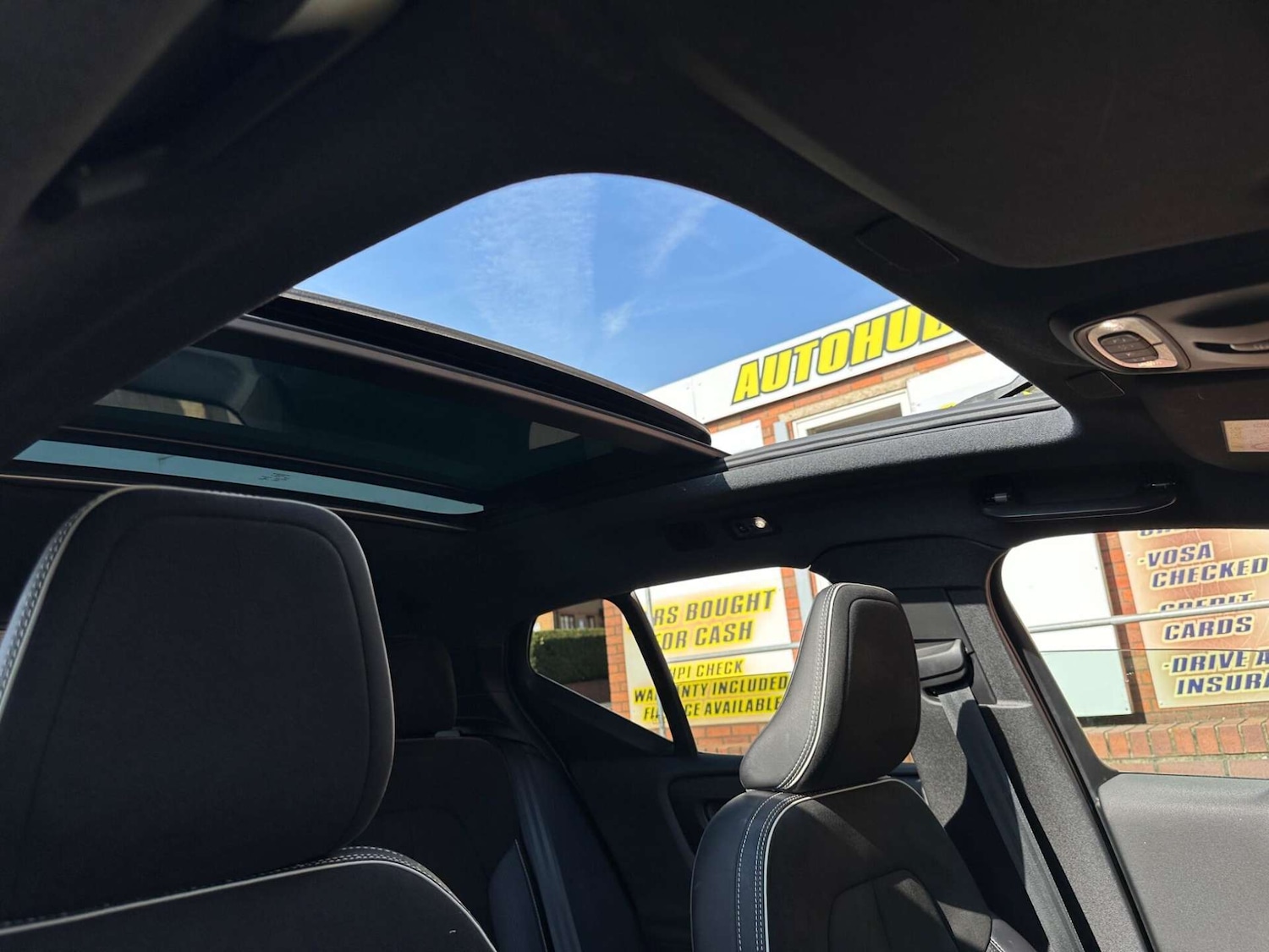 Used Volvo XC40 2018 for sale - 76946163: Photo 27