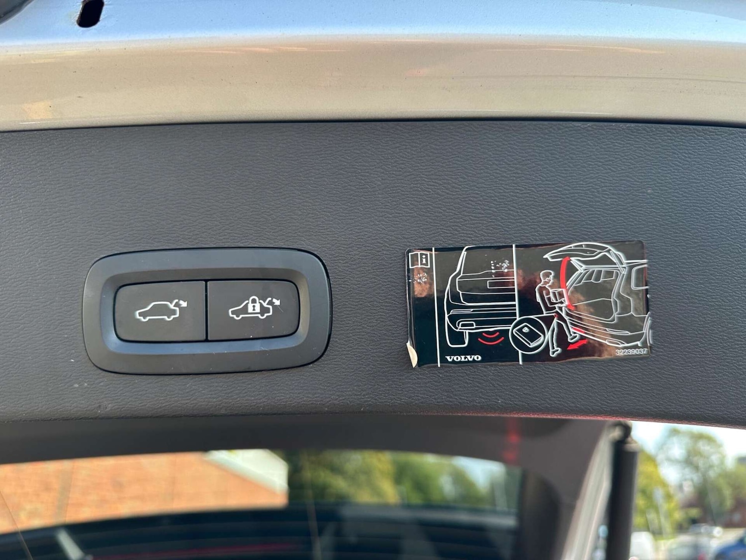 Used Volvo XC40 2018 for sale - 76946163: Photo 35