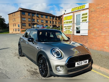 Used MINI Hatch 2018 for sale - 75577060: Photo