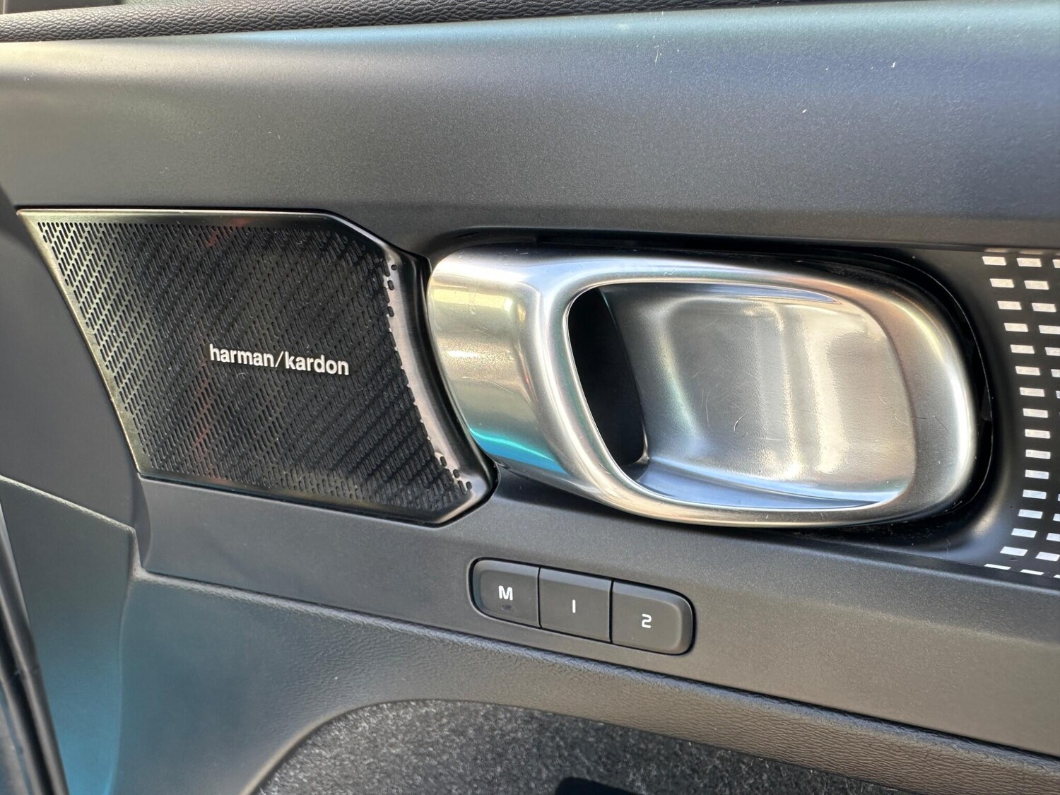 Used Volvo XC40 2018 for sale - 76012659: Photo 30