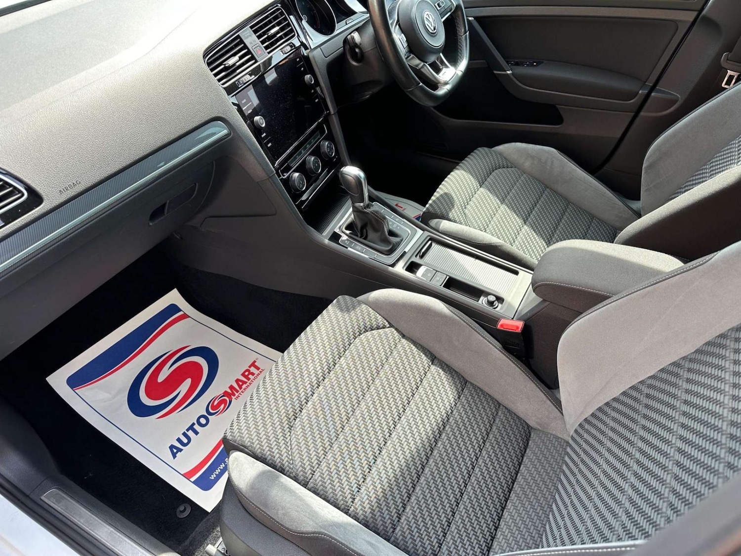 Used Volkswagen Golf 2019 for sale - 76946149: Photo 11