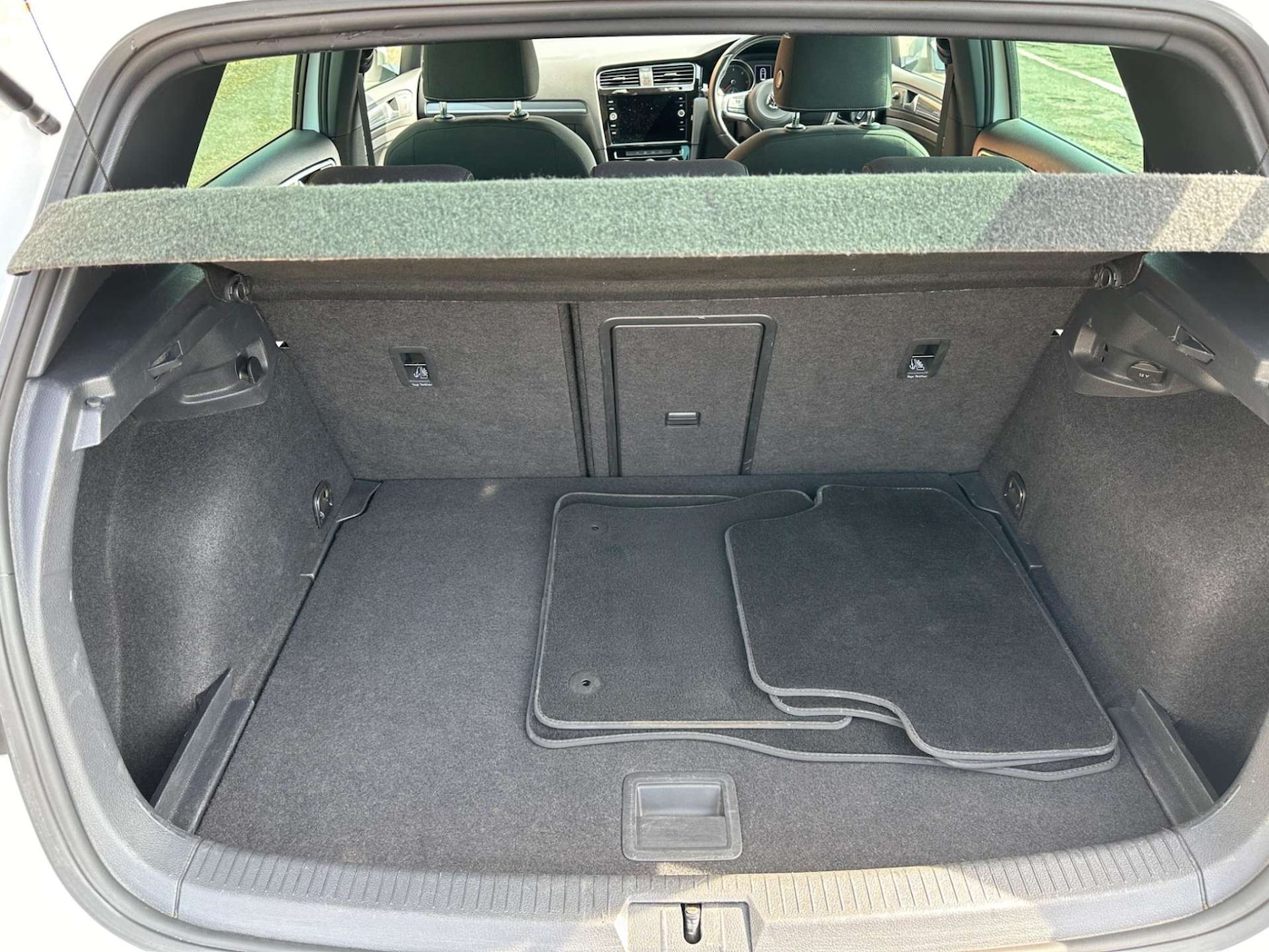 Used Volkswagen Golf 2019 for sale - 76946149: Photo 27