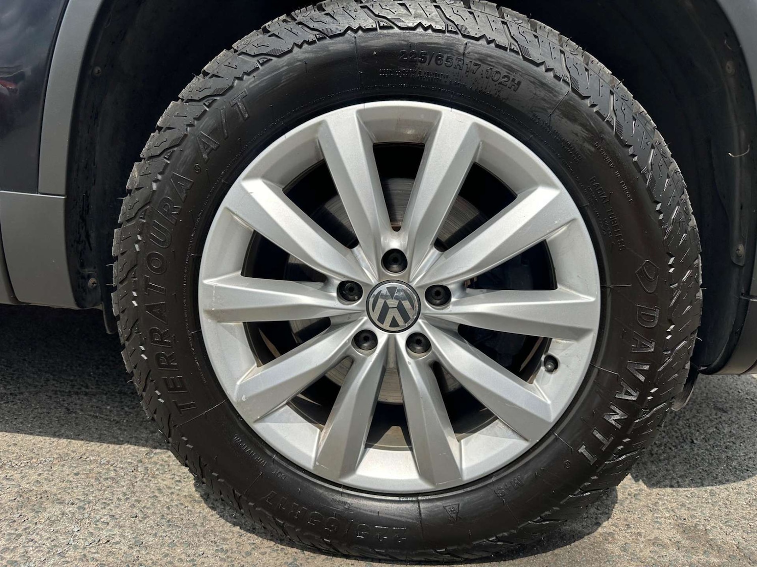 Used Volkswagen Tiguan 2014 for sale - 76946155: Photo 24