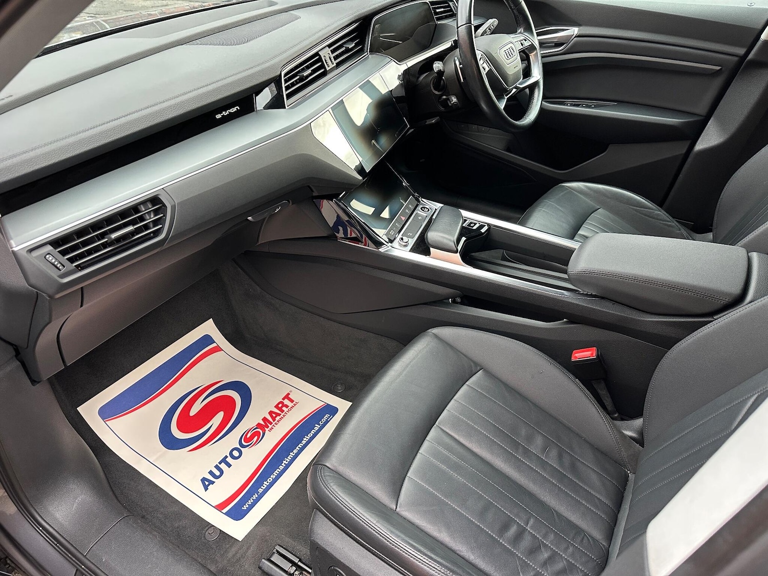 Used Audi e-tron 2021 for sale - 76360643: Photo 10