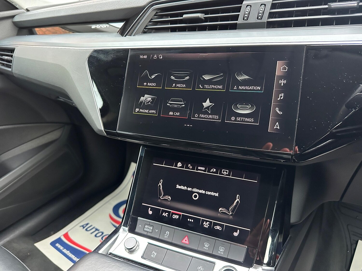 Used Audi e-tron 2021 for sale - 76360643: Photo 14