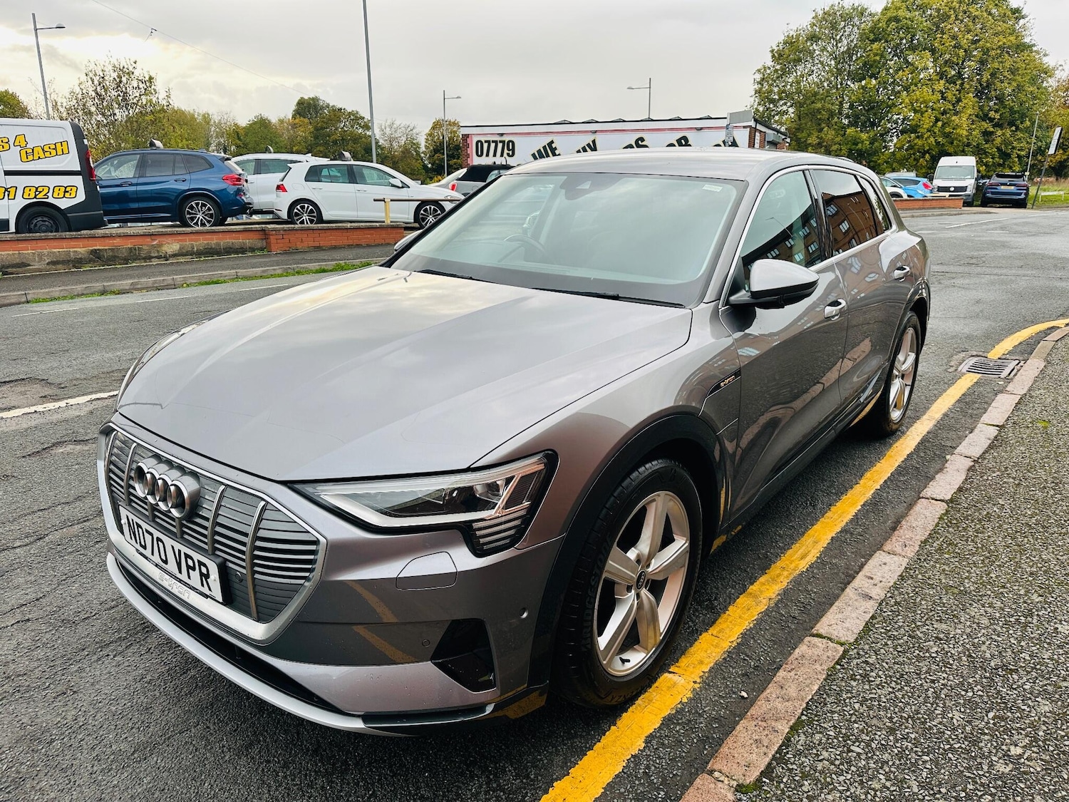 Used Audi e-tron 2021 for sale - 76360643: Photo 3