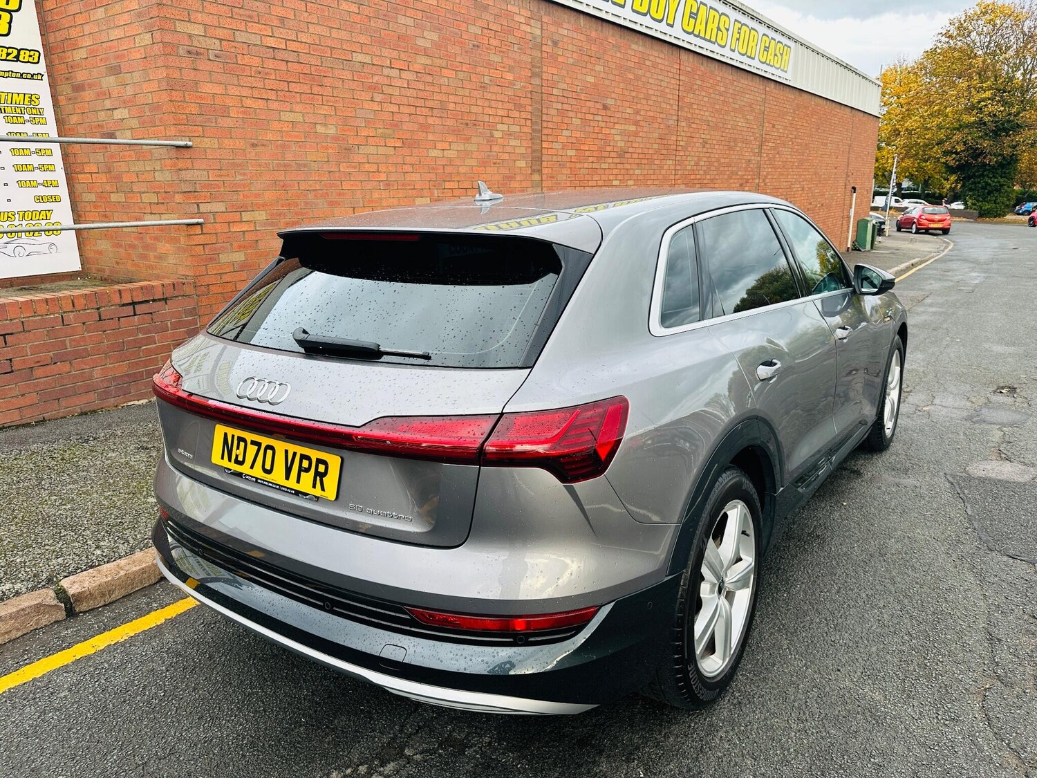 Used Audi e-tron 2021 for sale - 76360643: Photo 7