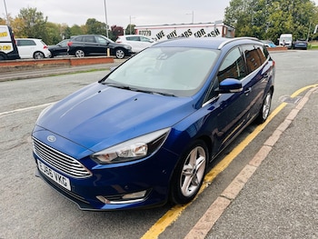 Used Ford Focus 2016 for sale - 76284060: Photo 3