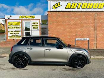 Used MINI Hatch 2018 for sale - 74242506: Photo