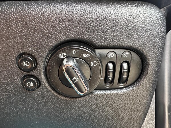 Used MINI Hatch 2019 for sale - 75768466: Photo 32