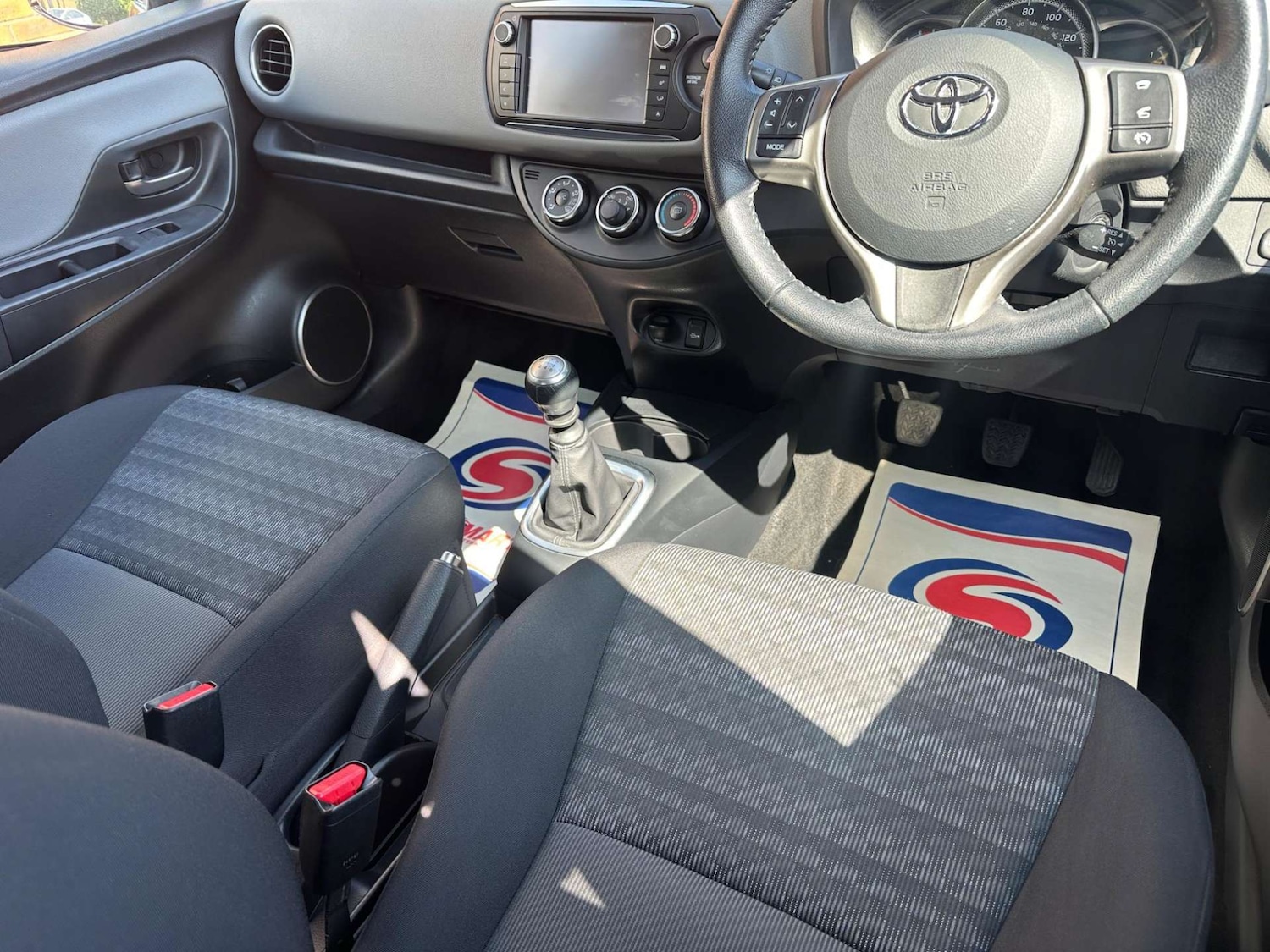 Used Toyota Yaris 2016 for sale - 76946159: Photo 13