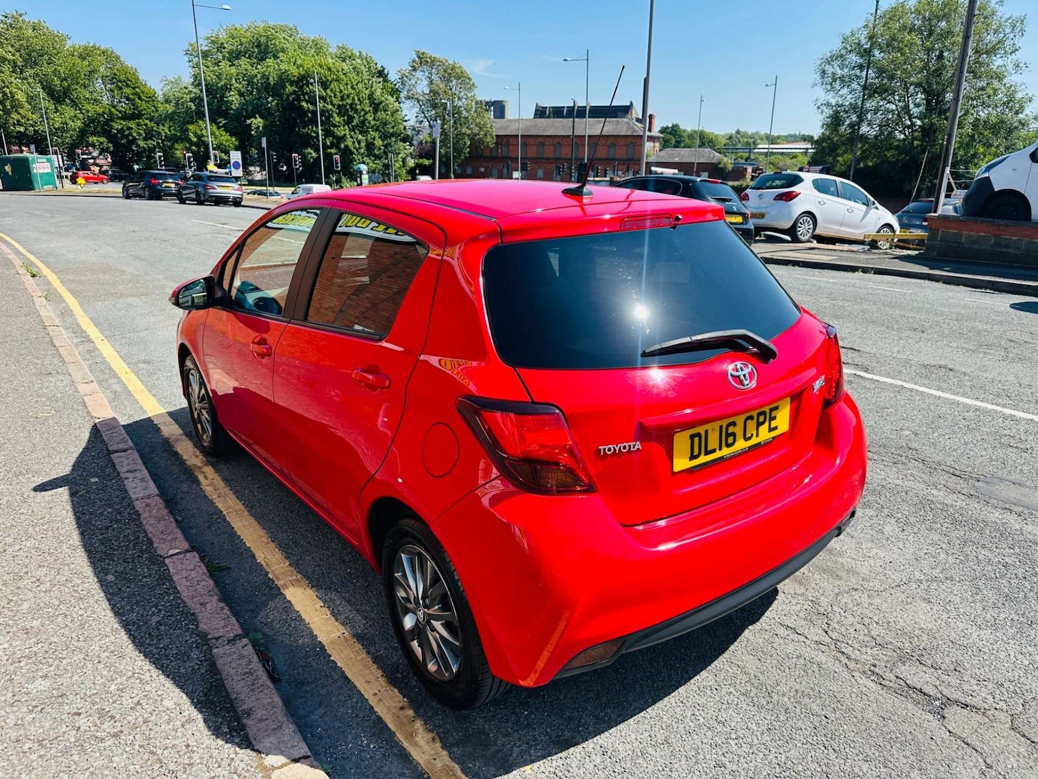 Used Toyota Yaris 2016 for sale - 76946159: Photo 6