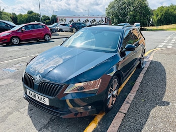 Used Skoda Superb 2018 for sale - 75449398: Photo