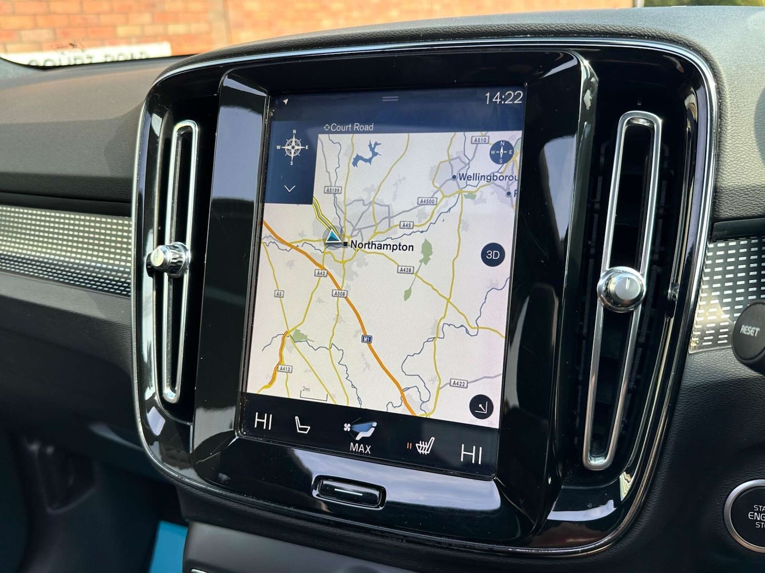 Used Volvo XC40 2018 for sale - 77775459: Photo 19