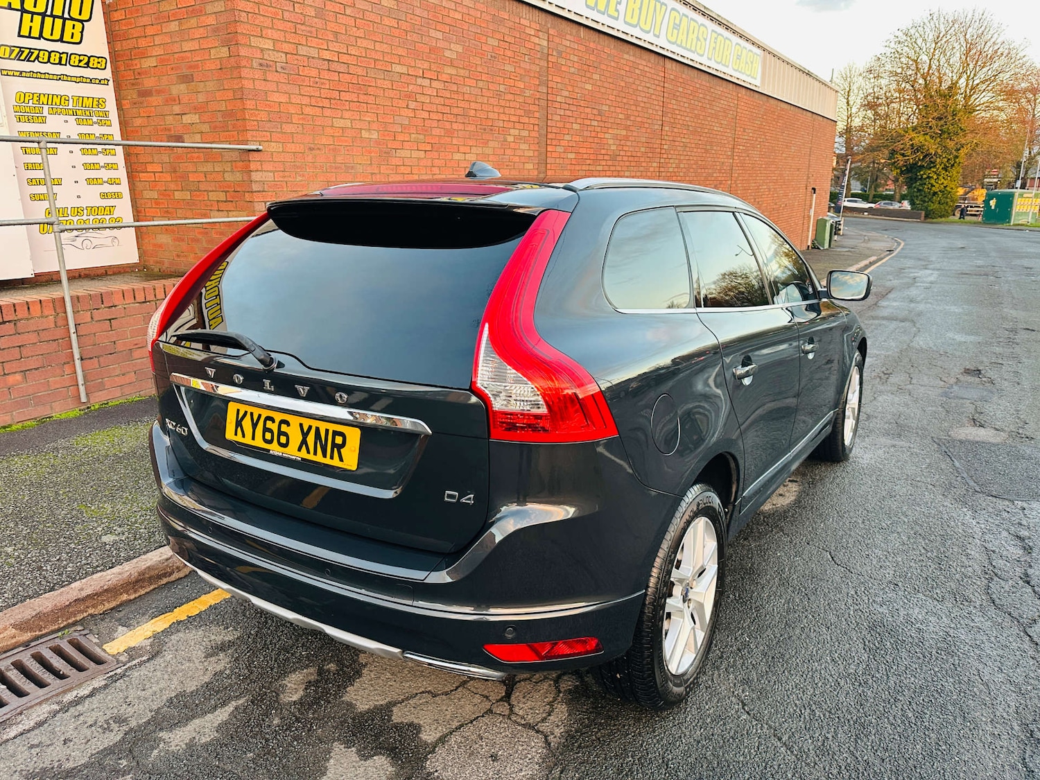 Used Volvo XC60 2016 for sale - 77745658: Photo 9