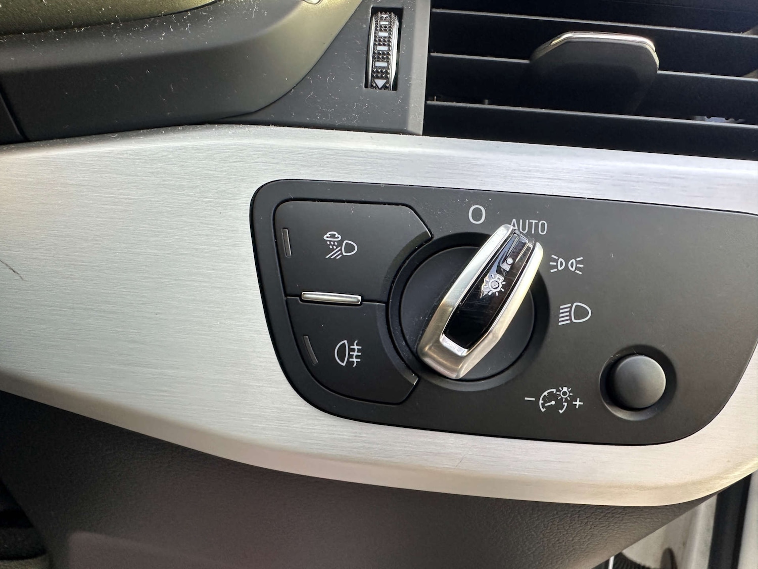 Used Audi A4 2016 for sale - 76946171: Photo 22