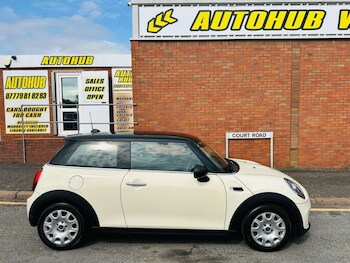 Used MINI Hatch 2018 for sale - 76946156: Photo