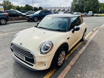 Used MINI Hatch 2018 for sale - 76946156: Photo