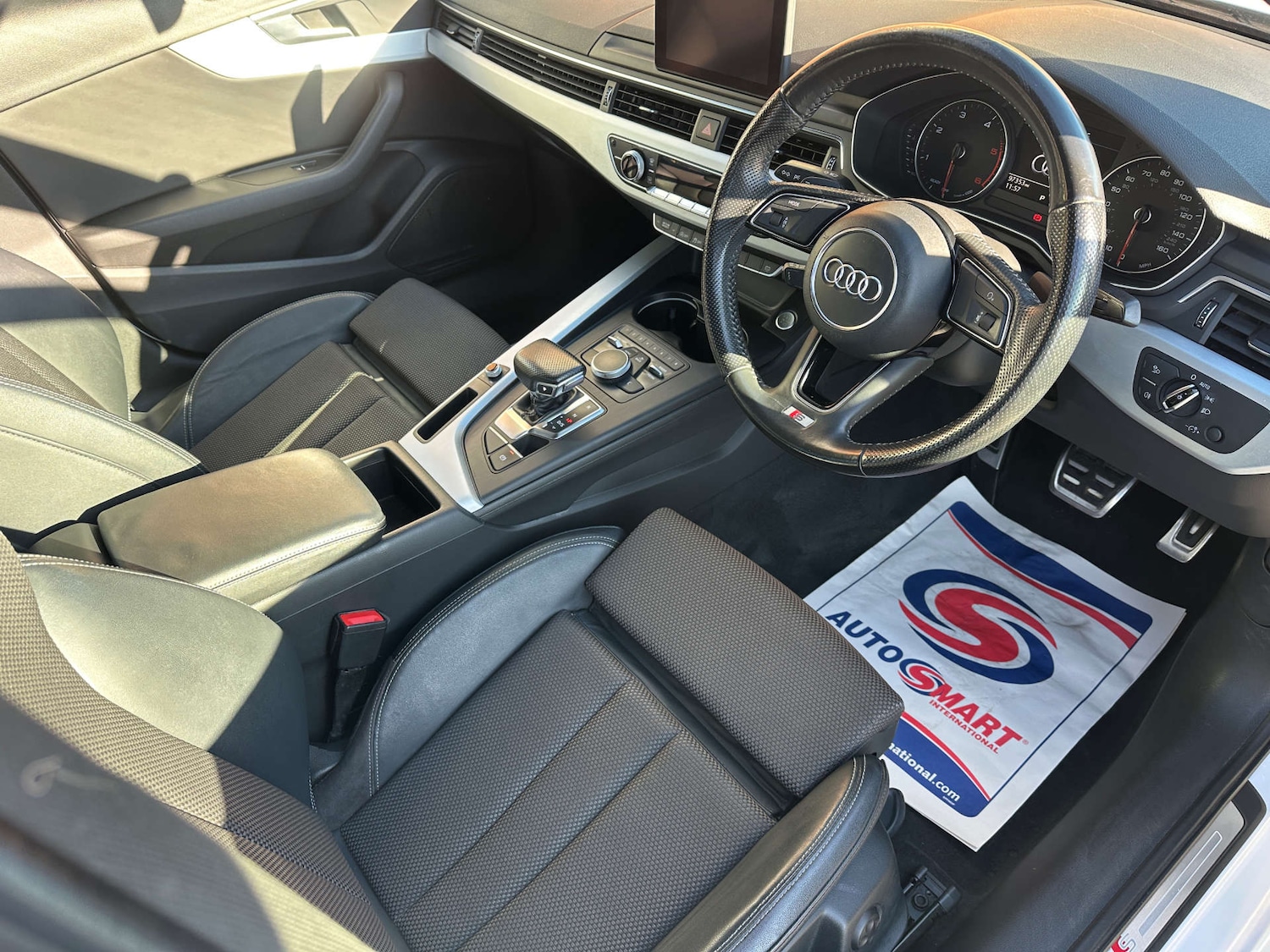 Used Audi A4 2017 for sale - 76946157: Photo 12