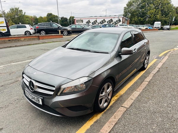 Used Mercedes-Benz A-Class 2015 for sale - 76240117: Photo 2