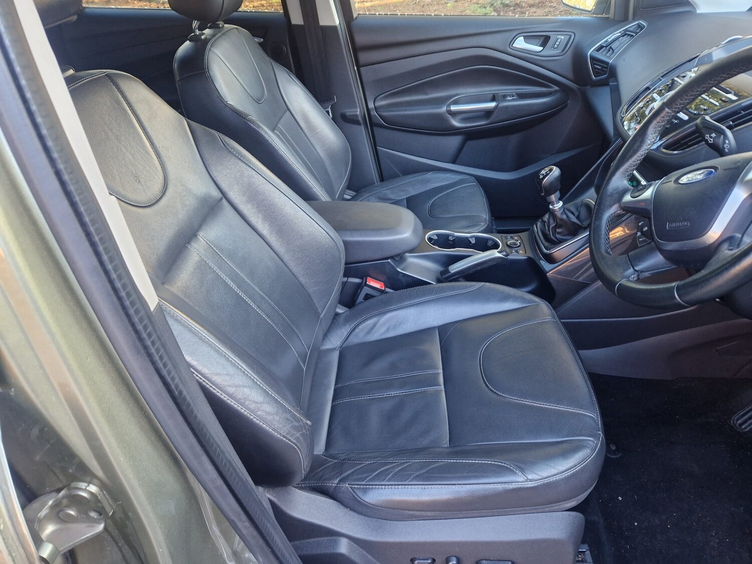 Used Ford Kuga 2015 for sale - 78014961: Photo 11