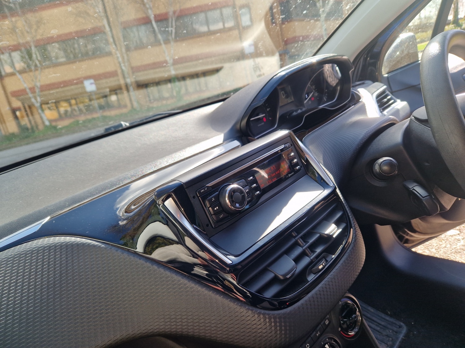 Used Peugeot 208 2016 for sale - 78014823: Photo 5