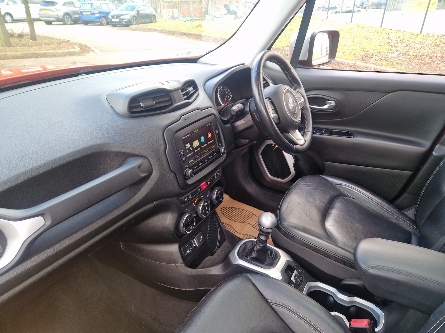 Used Jeep Renegade 2015 for sale - 78067067: Photo 15