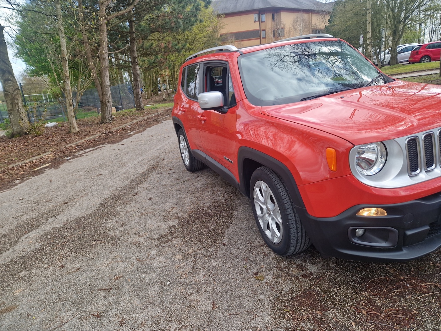 Used Jeep Renegade 2015 for sale - 78067067: Photo 3