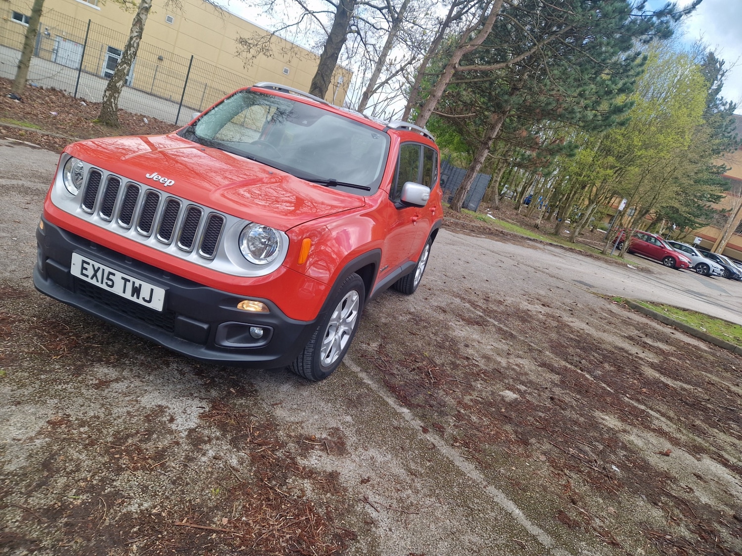 Used Jeep Renegade 2015 for sale - 78067067: Photo 4