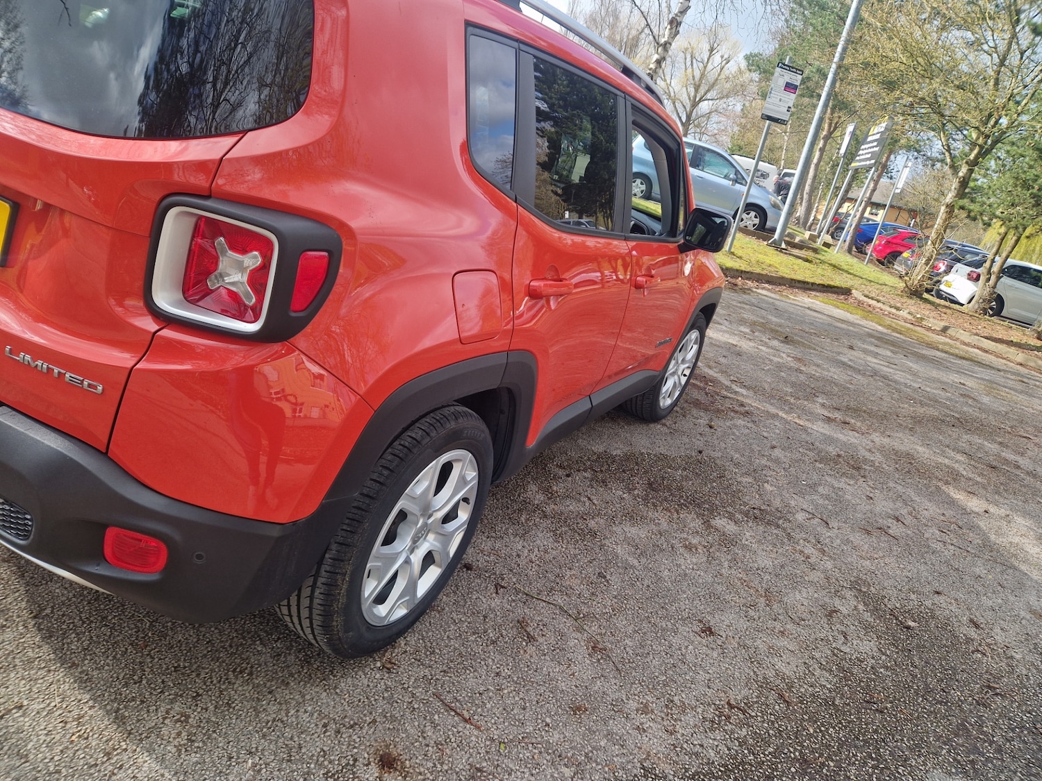 Used Jeep Renegade 2015 for sale - 78067067: Photo 8