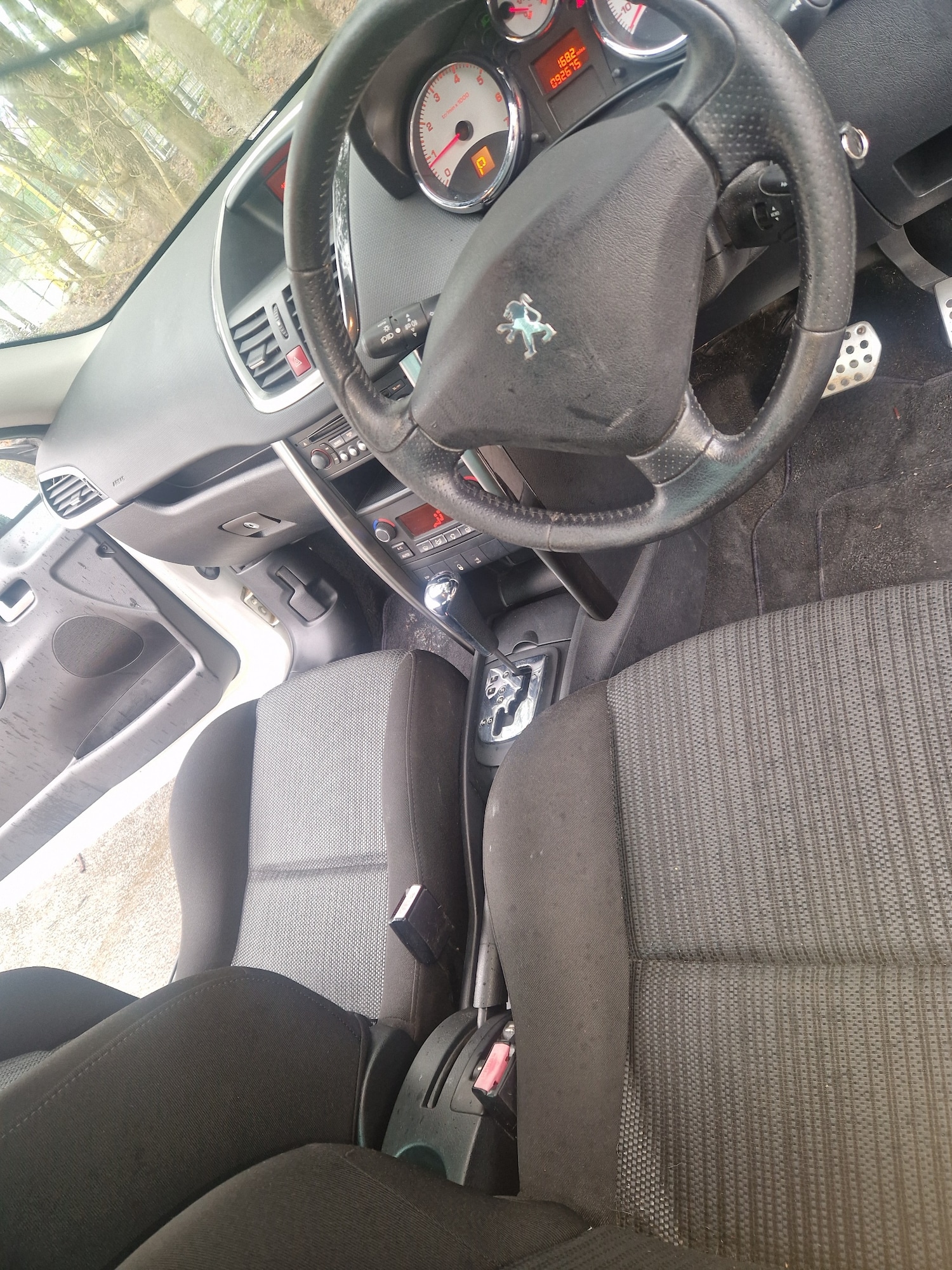 Used Peugeot 207 2010 for sale - 78060787: Photo 12