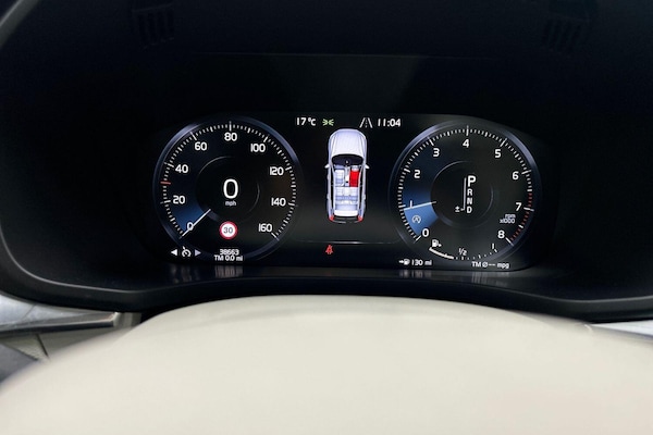 Used Volvo XC60 2018 for sale - 76247891: Photo 10