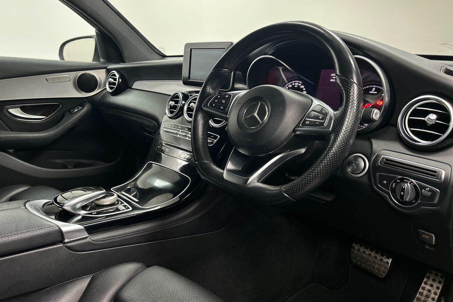 Used Mercedes-Benz GLC 2017 for sale - 76026557: Photo 7