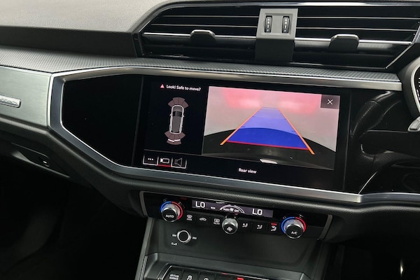 Used Audi Q3 2019 for sale - 75670644: Photo 23