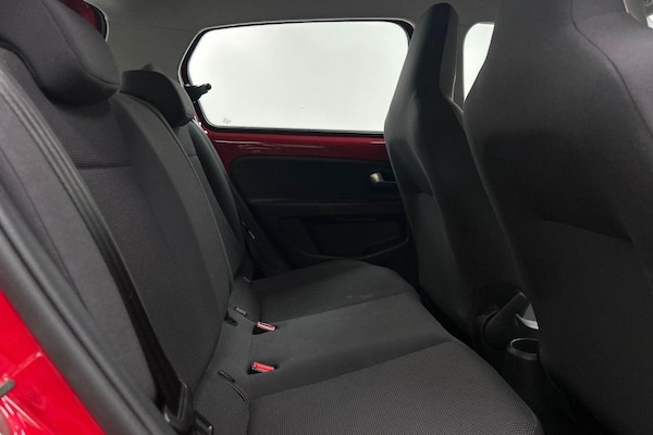 Used Volkswagen up! 2015 for sale - 76032469: Photo 17
