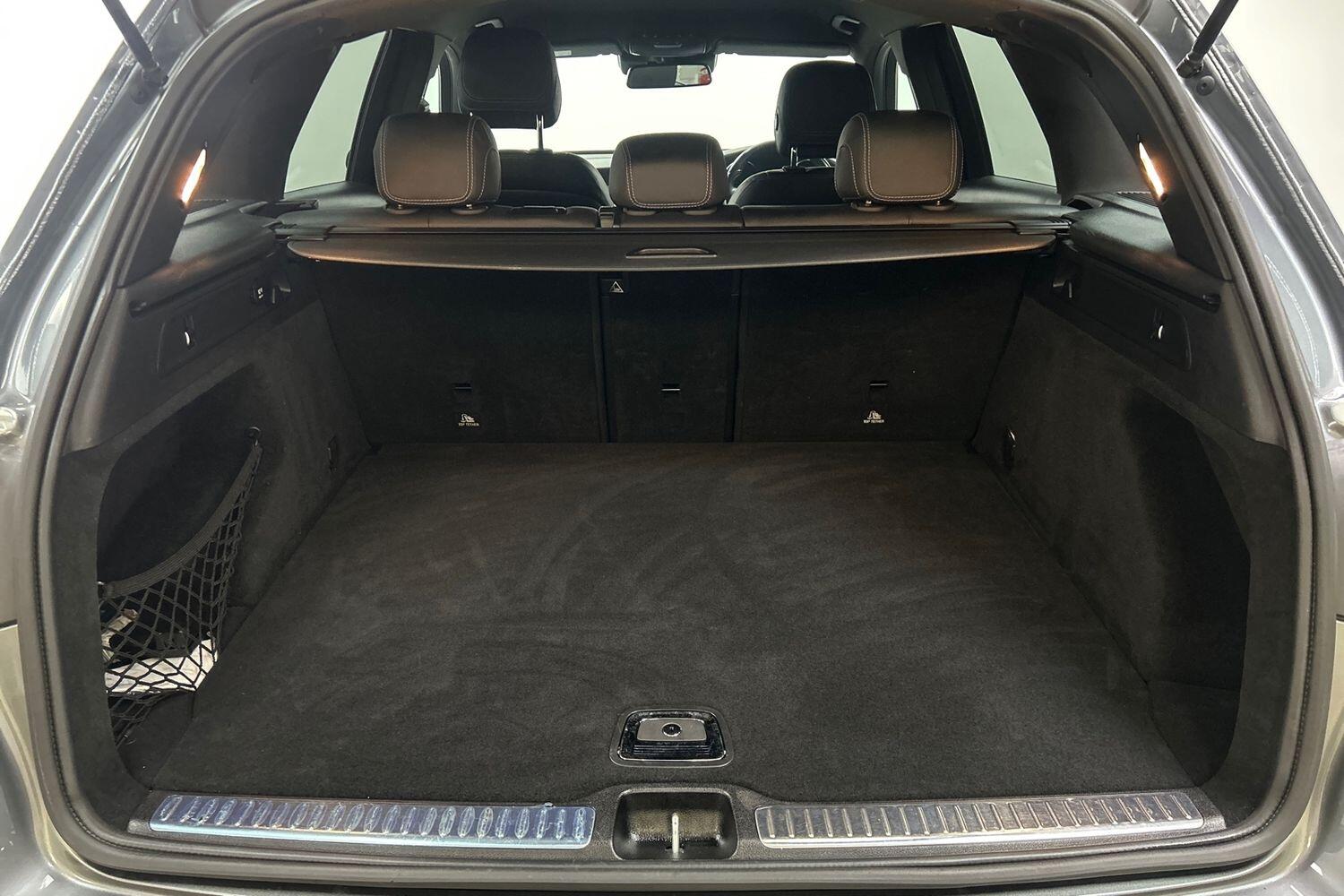 Used Mercedes-Benz GLC 2018 for sale - 75927405: Photo 16