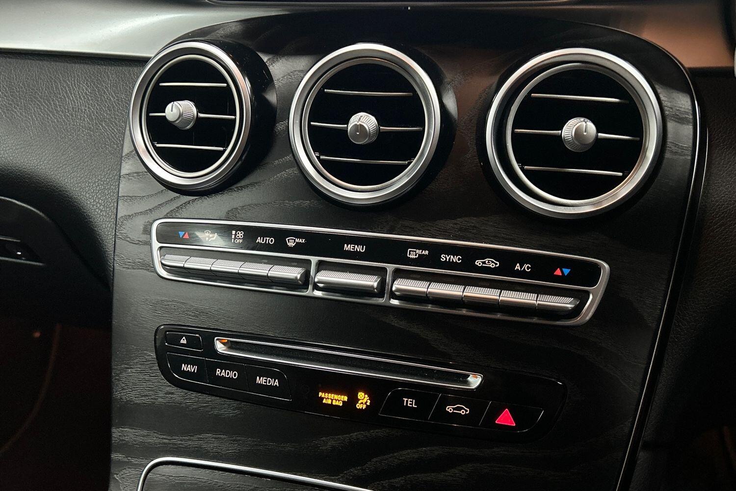 Used Mercedes-Benz GLC 2018 for sale - 75927405: Photo 18