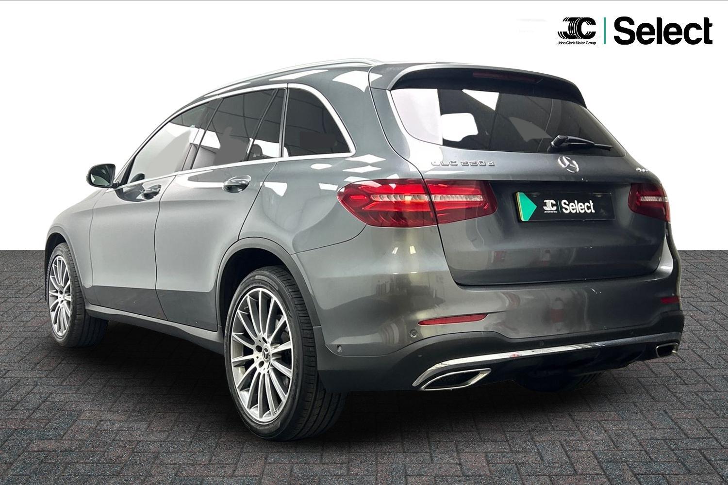 Used Mercedes-Benz GLC 2018 for sale - 75927405: Photo 4