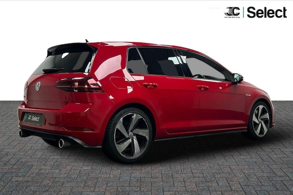 Used Volkswagen Golf 2019 for sale - 76201282: Photo 2